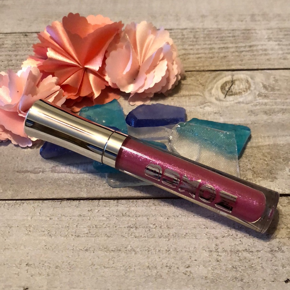 Buxom Rachel full on lip polish lip stick
